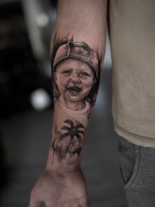 Nikos Elmaidis (Greece) 83 Tattoo Shop_TTC25__5